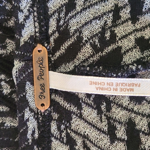 *Final Sale* Free People Kimono Black Gray Fringed - Picture 11 of 12